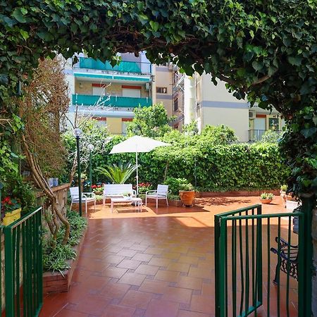 Garden House Giulia Daire Sorrento Dış mekan fotoğraf