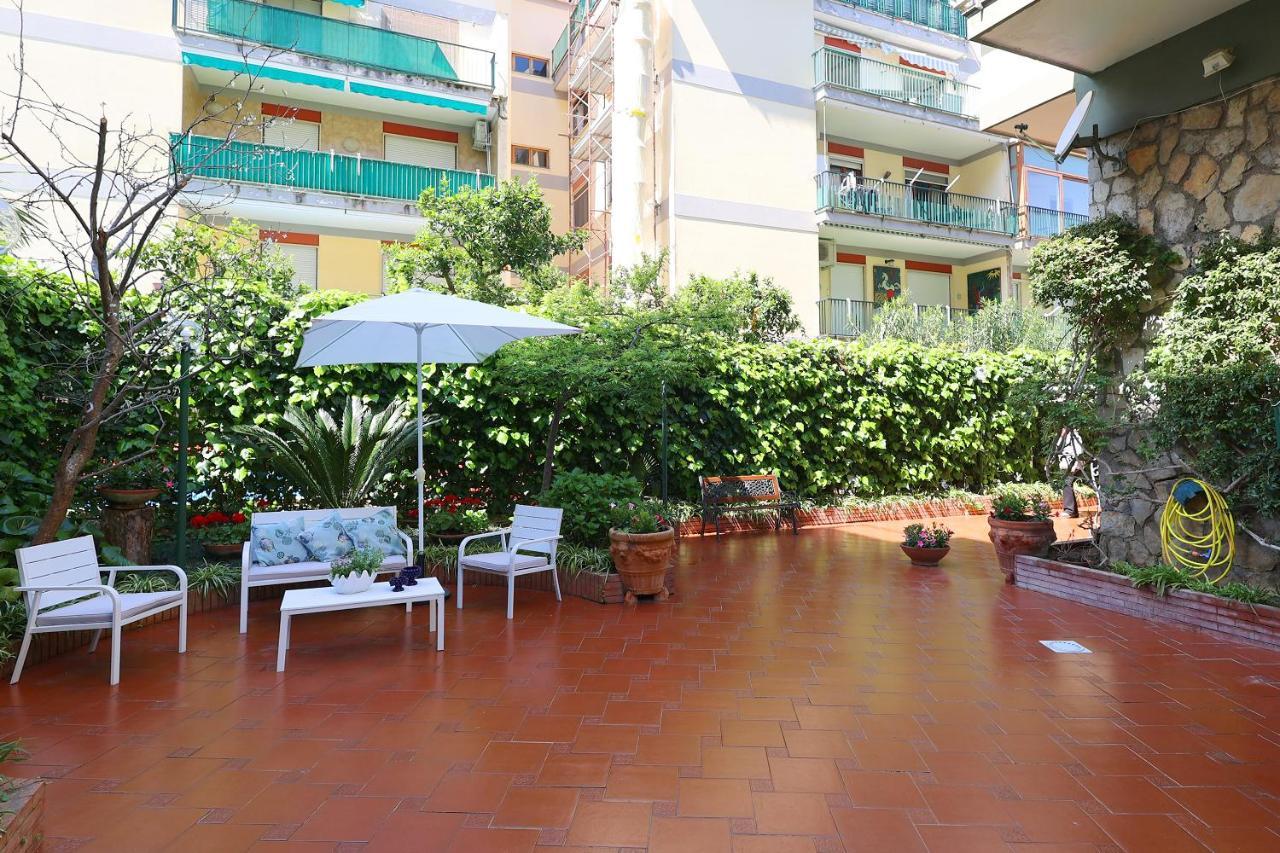 Garden House Giulia Daire Sorrento Dış mekan fotoğraf