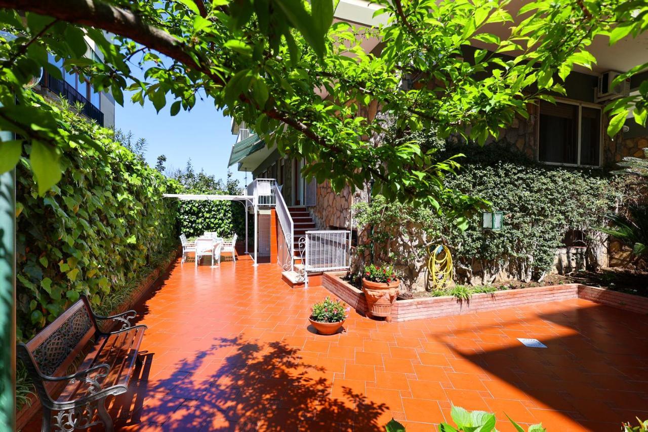 Garden House Giulia Daire Sorrento Dış mekan fotoğraf